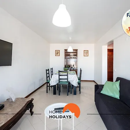 #012 Exclusivo Familias, Habijovem By Holidays