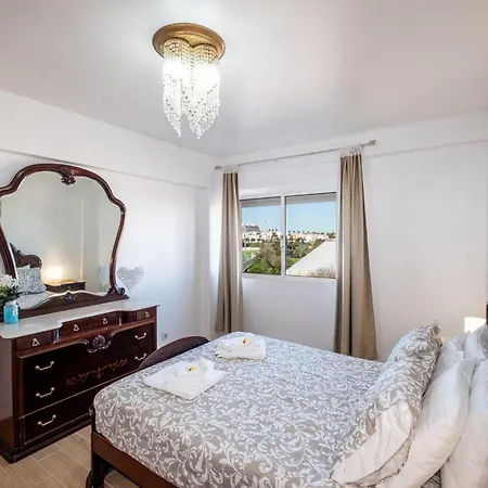 #012 Family Quiet Area & Comfort * Albufeira