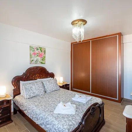 #012 Family Quiet Area & Comfort Apartment *