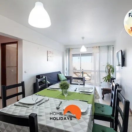 Apartamento #012 Exclusivo Famílias, Habijovem By Holidays Albufeira