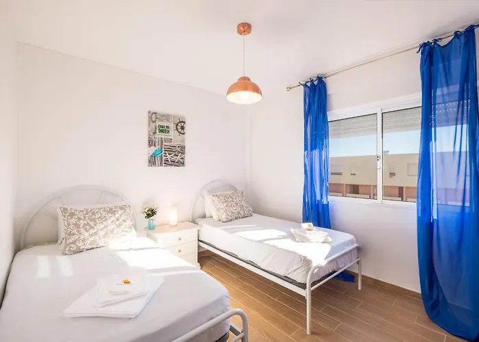 #012 Family Apartment Quiet Area & Comfort * Albufeira