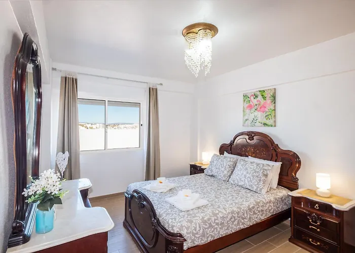 #012 Family Apartment Quiet Area & Comfort * Albufeira