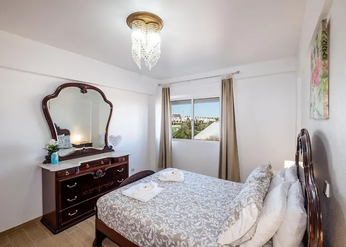 #012 Family Apartment Quiet Area & Comfort * Albufeira