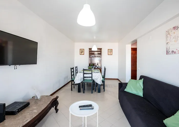 #012 Family Apartment Quiet Area & Comfort Appartement *