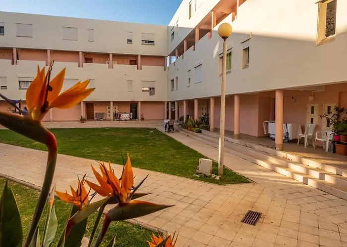 #012 Family Apartment Quiet Area & Comfort Appartement