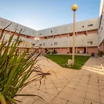 #012 Exclusivo para Famílias, Habijovem by Home Holidays Apartamento
