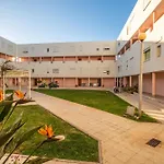 Apartamento #012 Exclusivo para Famílias, Habijovem by Home Holidays *